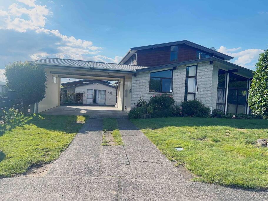 Budget Short Rotorua Bagian luar foto